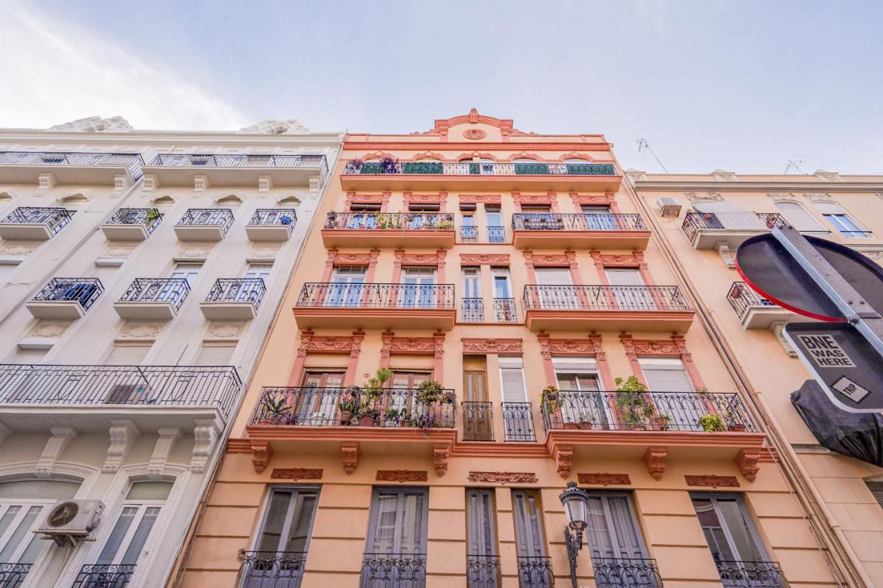 Oyo Guest House Ruzafa Valencia Eksteriør bilde
